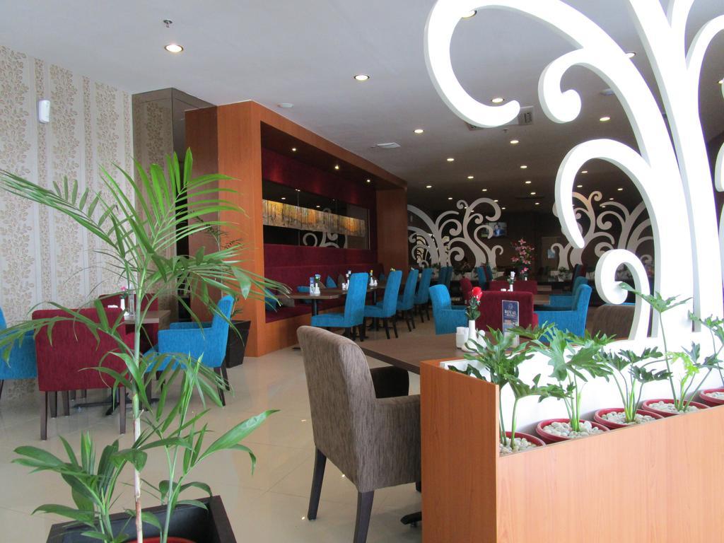 Royal Suite Condotel Medan Exterior foto
