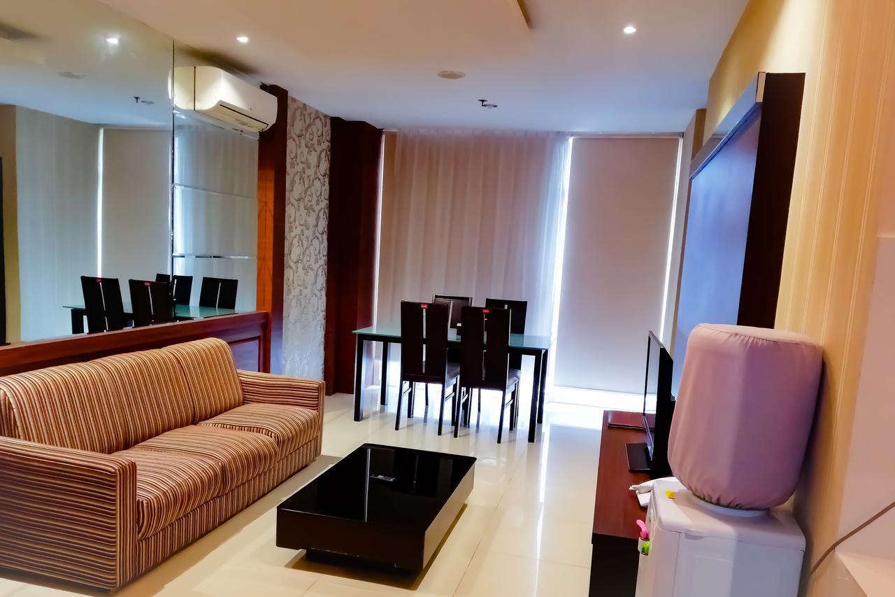 Royal Suite Condotel Medan Exterior foto